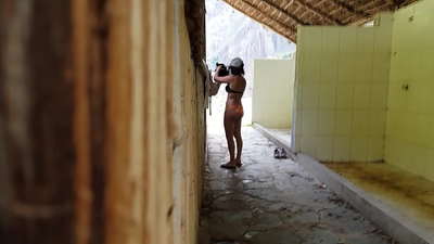 njósnamyndavél á spænskan háskólafélaga